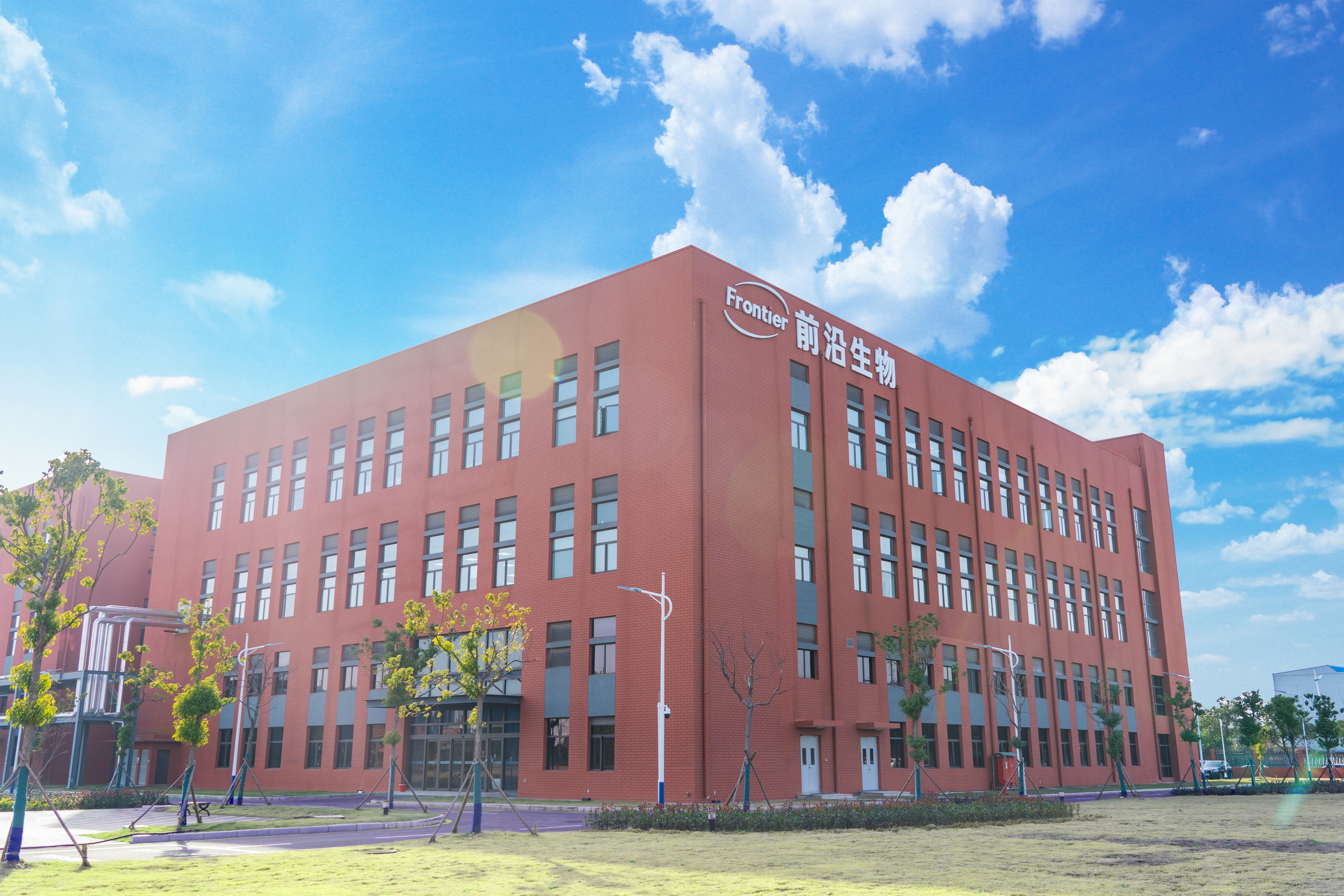 DSC00100-藍天-壓縮.jpg DSC00100-藍天-壓縮.jpg